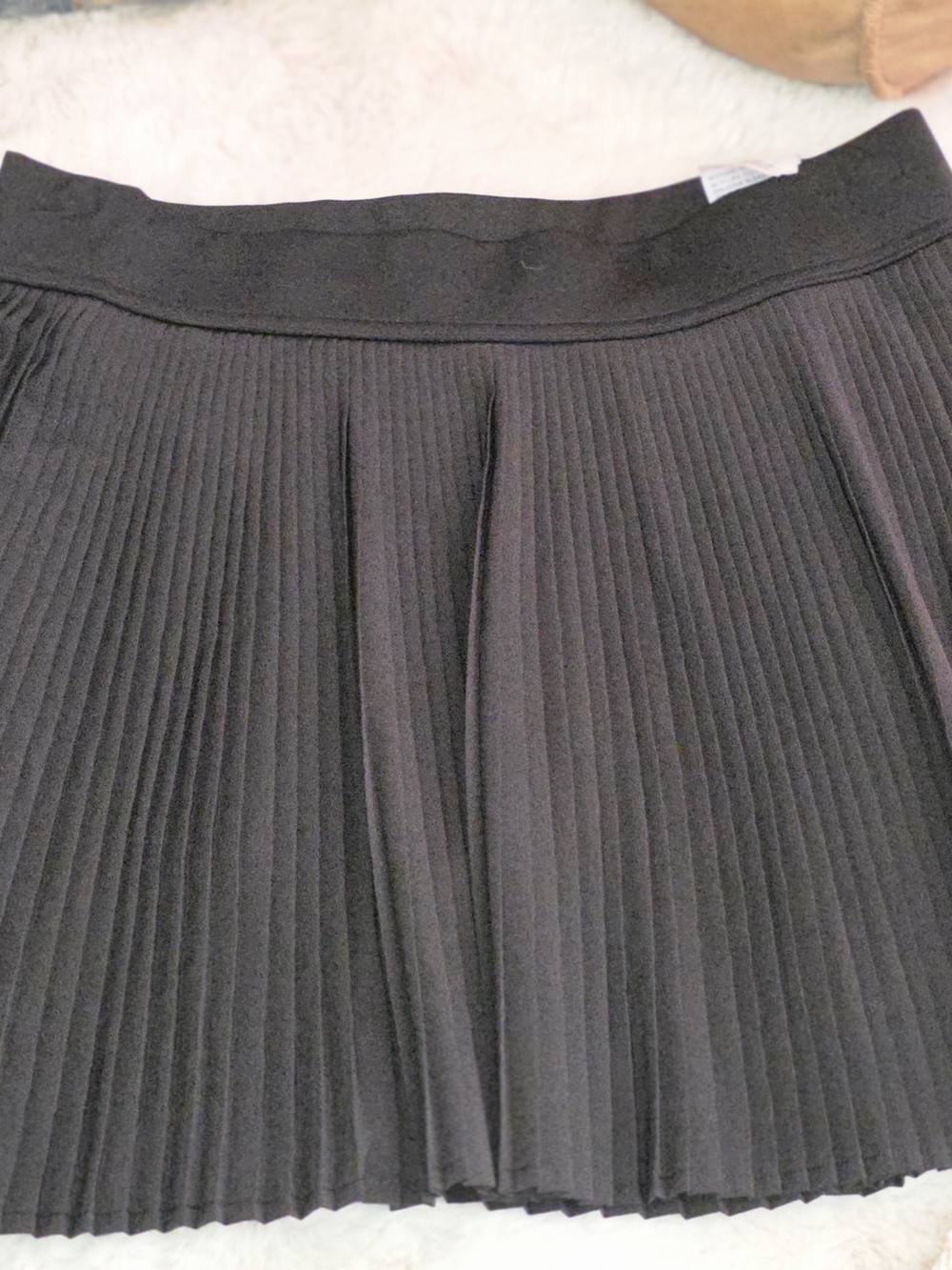 Women's Black Pleated Skater Skirt - Brand Unspecified